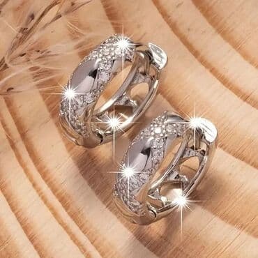 nakit swarovski: ✨Mindjuse 
💫Par 1600 din
💫2 para 1900 din — 5