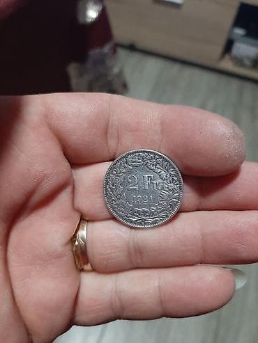 2 franaka srebrna iz 1921 godine srecno