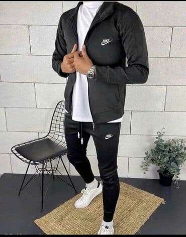 Kaputi i mantili: Komplet, S, Nike, bоја - Crna — 4