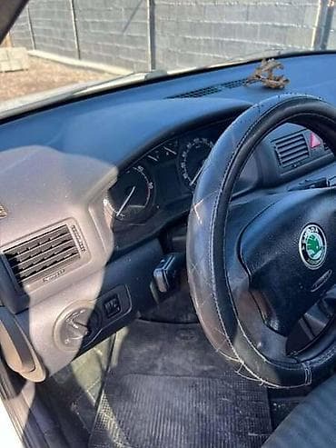 octavia 4x4 1.9 tdi: PREKIDAČI, RUČICE, TASTERI ZA ŠKODA OCTAVIA | Kilometar sat za Škoda — 2