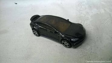 one tree hill online s prevodom: Hot Wheels Tesla S 2014,oko Malaysia,ocuvan — 1