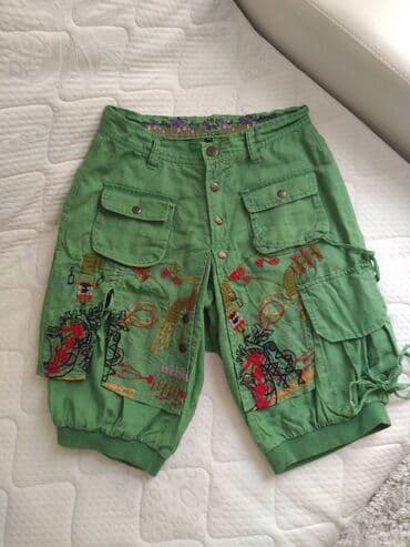 pepco lanene pantalone: Desigual sorts-bermude, materijal pamuk i lan, veoma zanimljiv model — 4