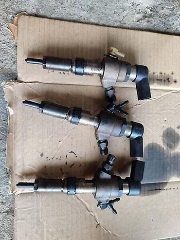 auto otpad ruma: RAZNI DELOVI MOTORA ZA FORD C-MAX, ESCORT, FIESTA . OD 2000. DO — 5