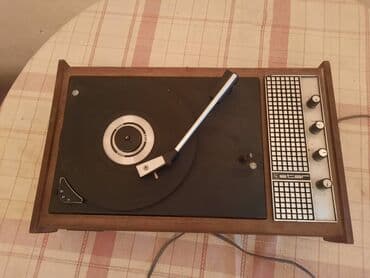 bas pojacala: Tanjir,ruka,igla za retro,stari gramofon - Star Nepoznato stanje — 5
