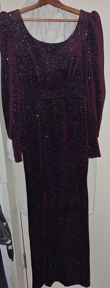 Elegantne svečane haljine – više modela 1) Duga šljokičasta haljina na lalafo.rs Elegantne svečane haljine – više modela 1) Duga šljokičasta haljina