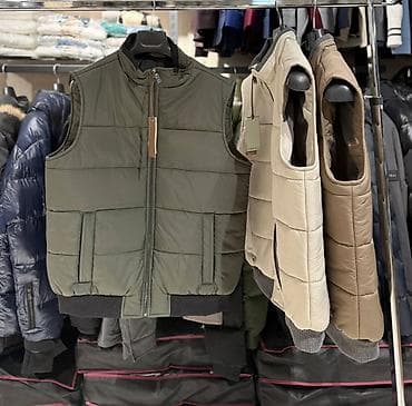 krem kosulja: Muški puffer prsluk CANALI - Model: bez rukava, ravnog kroja sa — 4