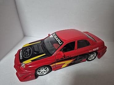 Subaru Impreza model razmere 1:24 dobro očuvan sa par nedostataka — 1