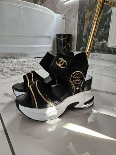 piccadilly obuca beograd: Sandals, 38 — 1
