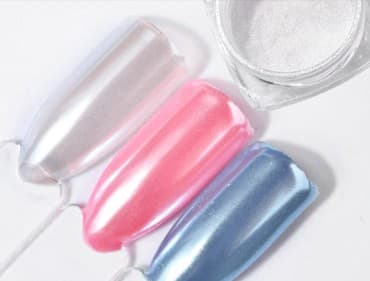 Suplementi: Perla prah za nokte 2g + aplikator
Cena 200din — 1