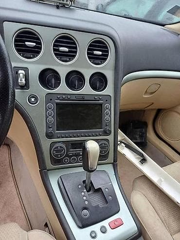 trake: NAVIGACIJA MULTIMEDIJA ZA ALFA ROMEO 159 | Potpuno ispravna — 1