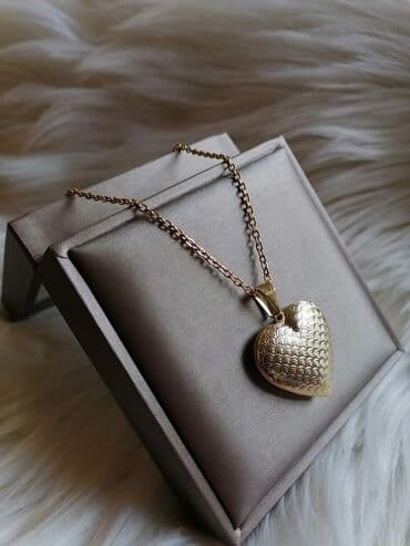 Cena 1400din na lalafo.rs Cena 1400din