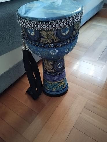 žice na gitari: Tarabuka novoo.Darbuka (doumbek) – orijentalni ručni bubanj - — 1