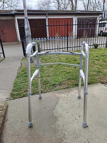 Ureznice: Hodalica za odrasle – sklopiva, aluminijumska - Laka konstrukcija od na lalafo.rs — 1 Ureznice: Hodalica za odrasle – sklopiva, aluminijumska - Laka konstrukcija od — 1