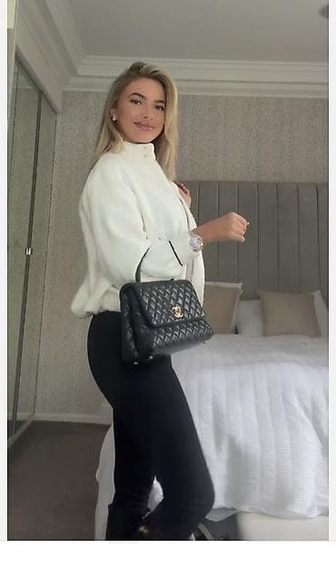 bukle jakna: Ženska jakna – krem/bele boje, sa crnim kontrastnim paspulom - — 2