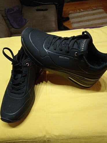 ženske haljine za svaki dan: Braon čizmice br. 40,sve koža,1900 din nošene . Crvene — 20