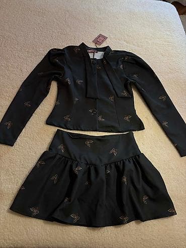 Ženska odeća: L — 3