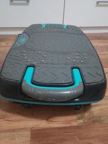 Knjige, audio i video formati: Vibraciona ploca za fitnes je potpuno ispravna,u odlicnom je stanju sa — 4