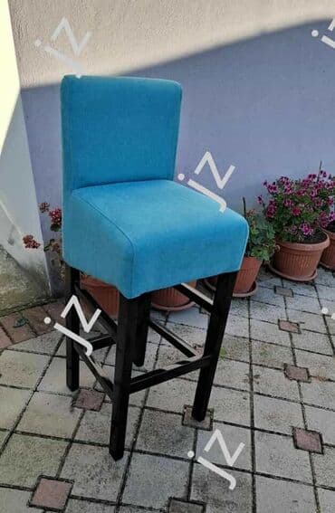 Chairs: 44e — 8