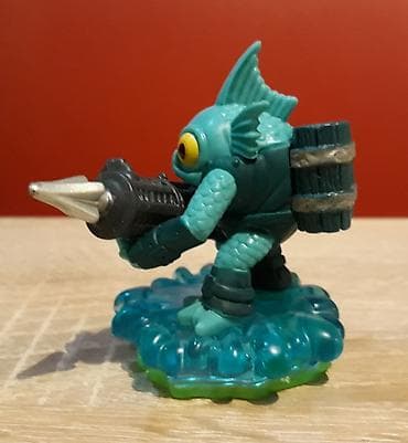 polovni automobili na akumulator: Skylanders Gill Grunt iz serije Spyro Adventure. Potpuno ocuvan i — 3