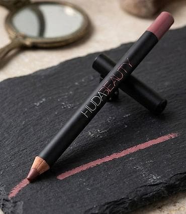 ulošci za pete: Huda Beauty olovka za usne – ružičasto-nude nijansa - Precizna olovka — 1