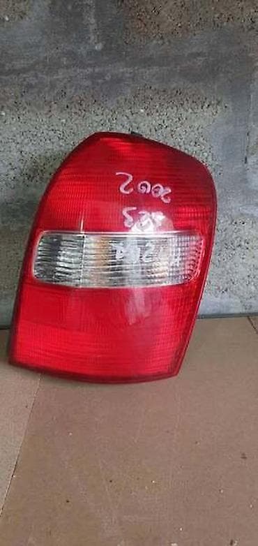 ZADNJE LAMPE STOP SVETLA ZA MAZDA 323