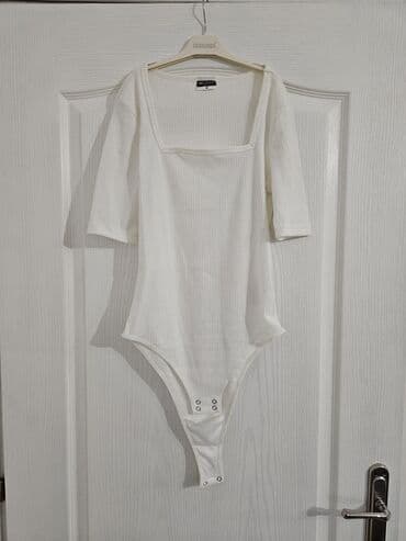 h: M (EU 38), Polyester, color - White — 1