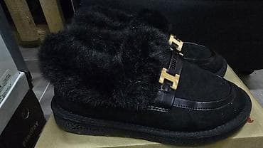 baletanke na vezivanje: Ženske mokasine sa krznom – crne - Model: elegantne mokasine sa — 1