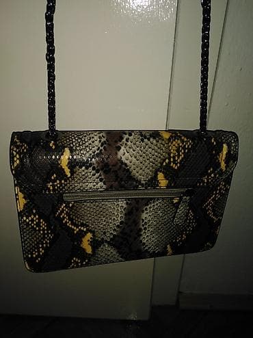 torbice bele: Torba preko ramena sa snake print dezénom - Materijal: eko-koža sa — 2