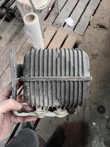 univerzal 445 tehnički podaci: POSUDA ULJNIH PARA ZA AUDI A4 OD 2001. DO 2008. GOD. | — 2
