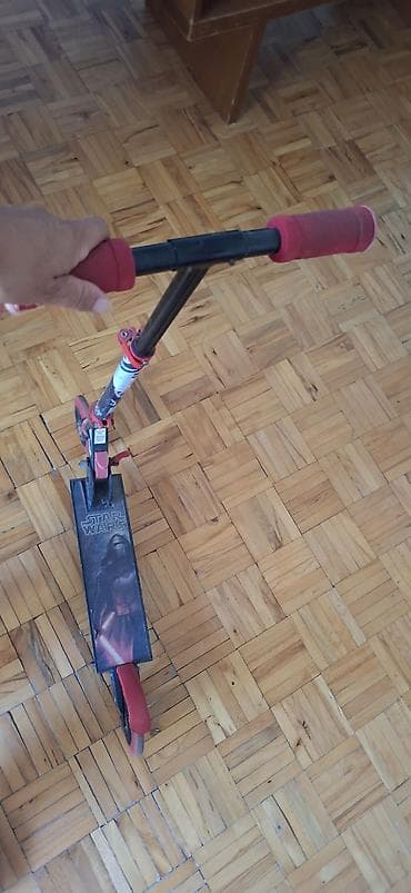 alfa spitfire: Trotinet Star Wars za decu - Dizajn sa Star Wars motivom (Darth Vader — 1