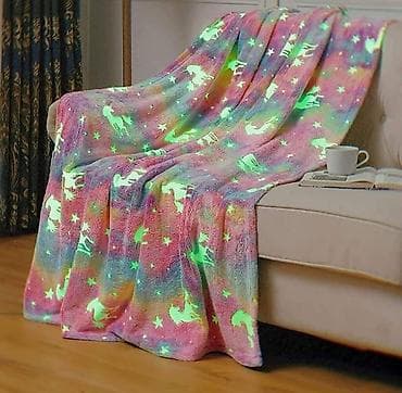 ureznice i nareznice set: 🦄Dečije svetleće ćebe🦄 🦄Dimenzije-150*200 🦄Cena- 2000 din — 1