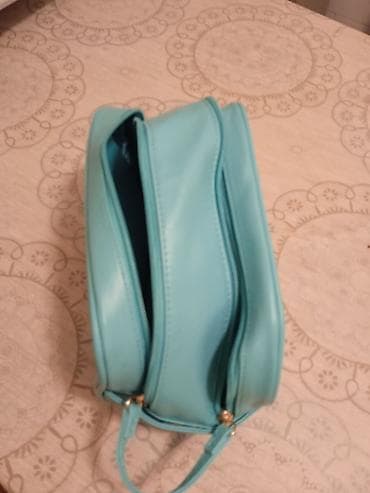 putni aksesoari: Kozmetička torbica Gillette Venus – tirkizna - Materijal: veštačka — 5