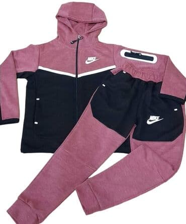 pom pom decija garderoba: Decije trenerke 
Pamuk acg i double face
3200 — 6