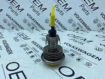 SENZOR AD BLUE ZA AUDI A6, A8, Q7 . - 4H0 131 113 A | Senzor