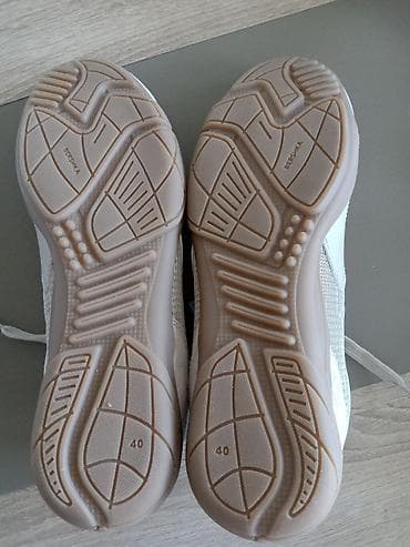 patike đordanke: Bershka patike – model sa mrežastim panelima. POLUKOŽNE PATIKE - — 6