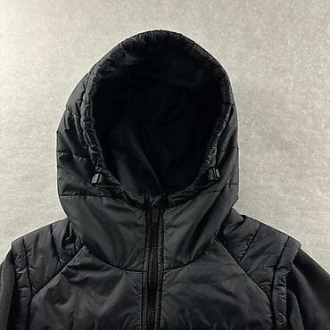 zara men jackets: Nike muška jakna s kapuljačom – crna - Model: lagano postavljena — 3