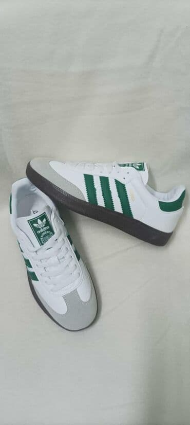 patike sa vazdušnim đonom: Adidas, 41, color - Multicolored — 2