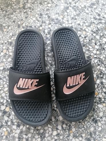deichmann ruma: Nike papuce 36,5 nosene par puta — 1