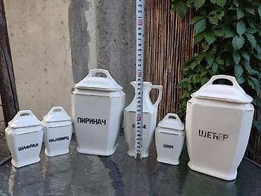 vitorog trpezarisjki set: Set porcelanskih kuhinjskih tegli sa poklopcima + vrč - Materijal — 2