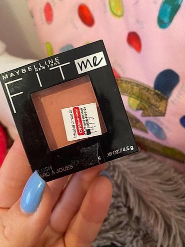 Maybelline novo oroginal rumenilp 
Nijansa pink rose
Samo 600 din