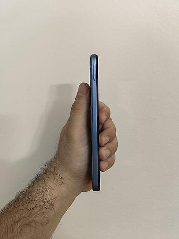 polovni iphone 12: Honor X6 dual sim otključan za sve mreže, sa 4/64 gb memorije. Dobro — 3