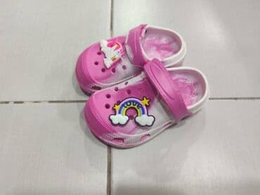 bata obuća: Prelepe decije papuce 
Vel 18-35
1600 din
sd
szd — 6
