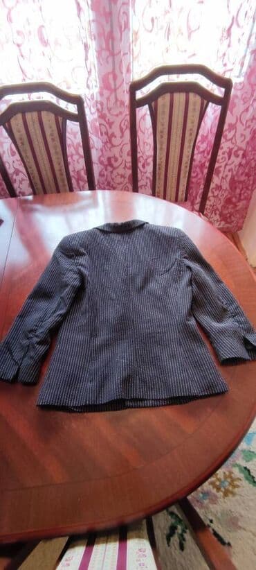 Fantastičan originalni Armani sako. Elegantan, visokog kvaliteta — 10