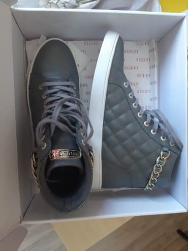 Gležnjače, Guess, 39