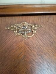 Dressers: Sekreter sa 2 fioke — 4