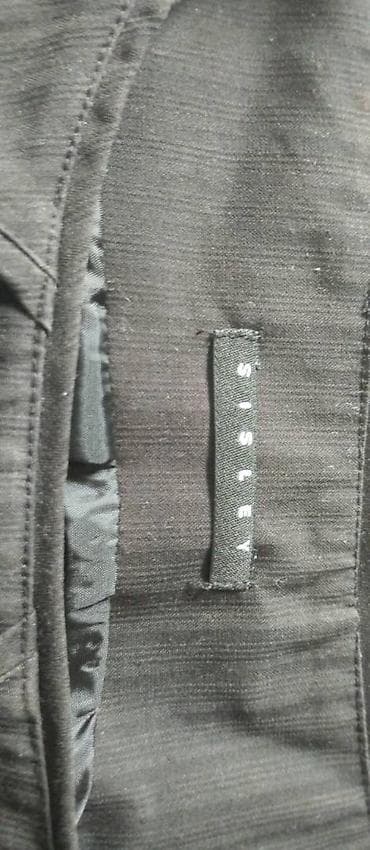 sive haljine: Karakteristike predmeta Proizvođač: Sisley Veličina Evropska: 36 — 3