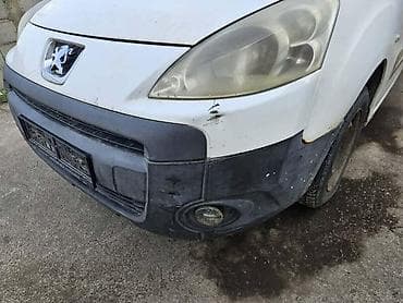 seked hed car price: PREDNJI BRANIK ZA PEUGEOT PARTNER OD 2008. DO 2012. GOD. | Prednji — 1