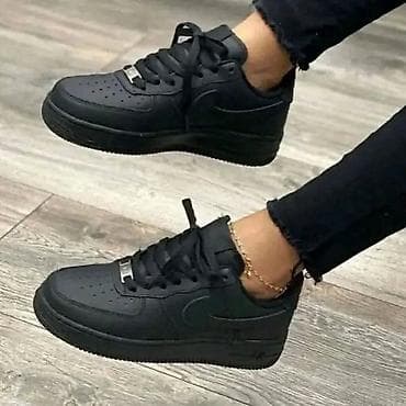 haljine ps slike: Nike Air Foce
Cena: 3999 din
Brojevi: 36-46
PS✨ — 3