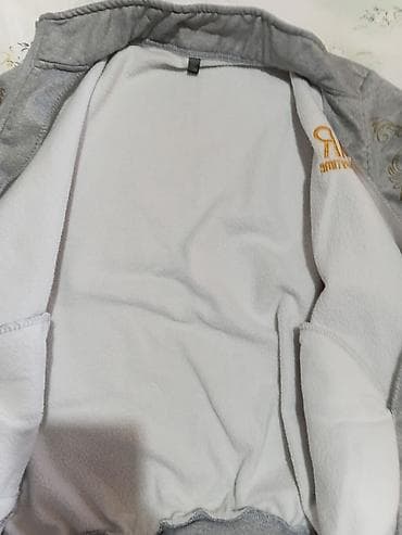 Kućna odeća: Siva trenerka – komplet jakna i donji deo - Materijal: mekana, topla — 9