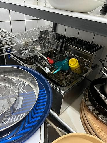 ispomoc u kuci: Investirao bih svoju opremu za kafic/piceriju,od opreme obuhvata — 10